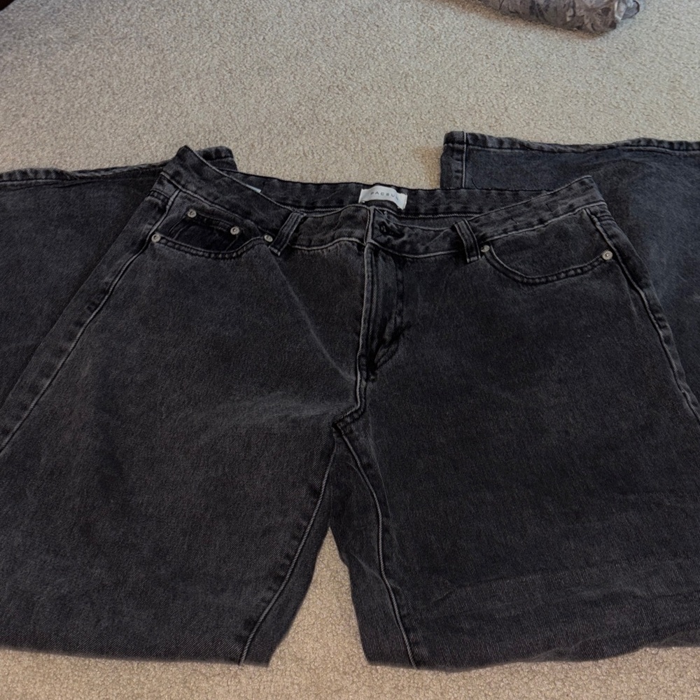 Women’s Black Jeans